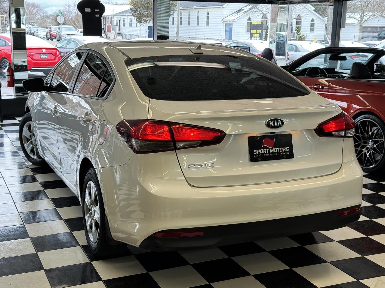 2017 Kia Forte LX+ApplePlay+Camera+Heated Seats+New Brakes Photo82