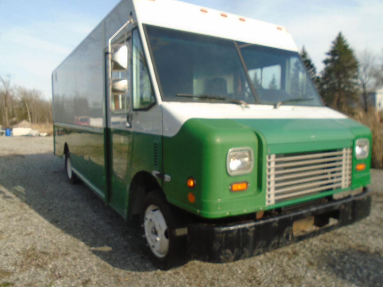 2008 Freightliner MT Stepvan - Photo #1