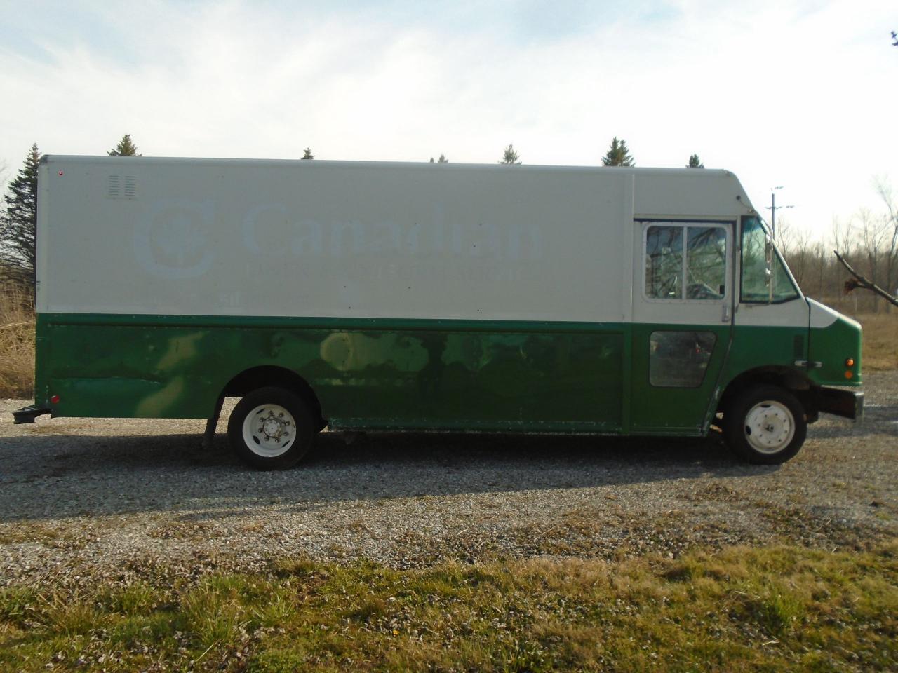 2008 Freightliner MT Stepvan - Photo #6