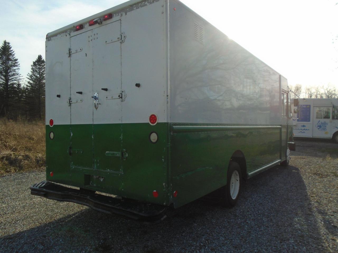 2008 Freightliner MT Stepvan - Photo #15