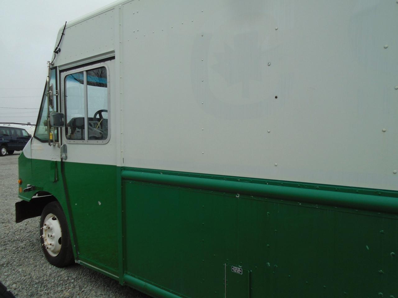 2008 Freightliner MT Stepvan - Photo #16