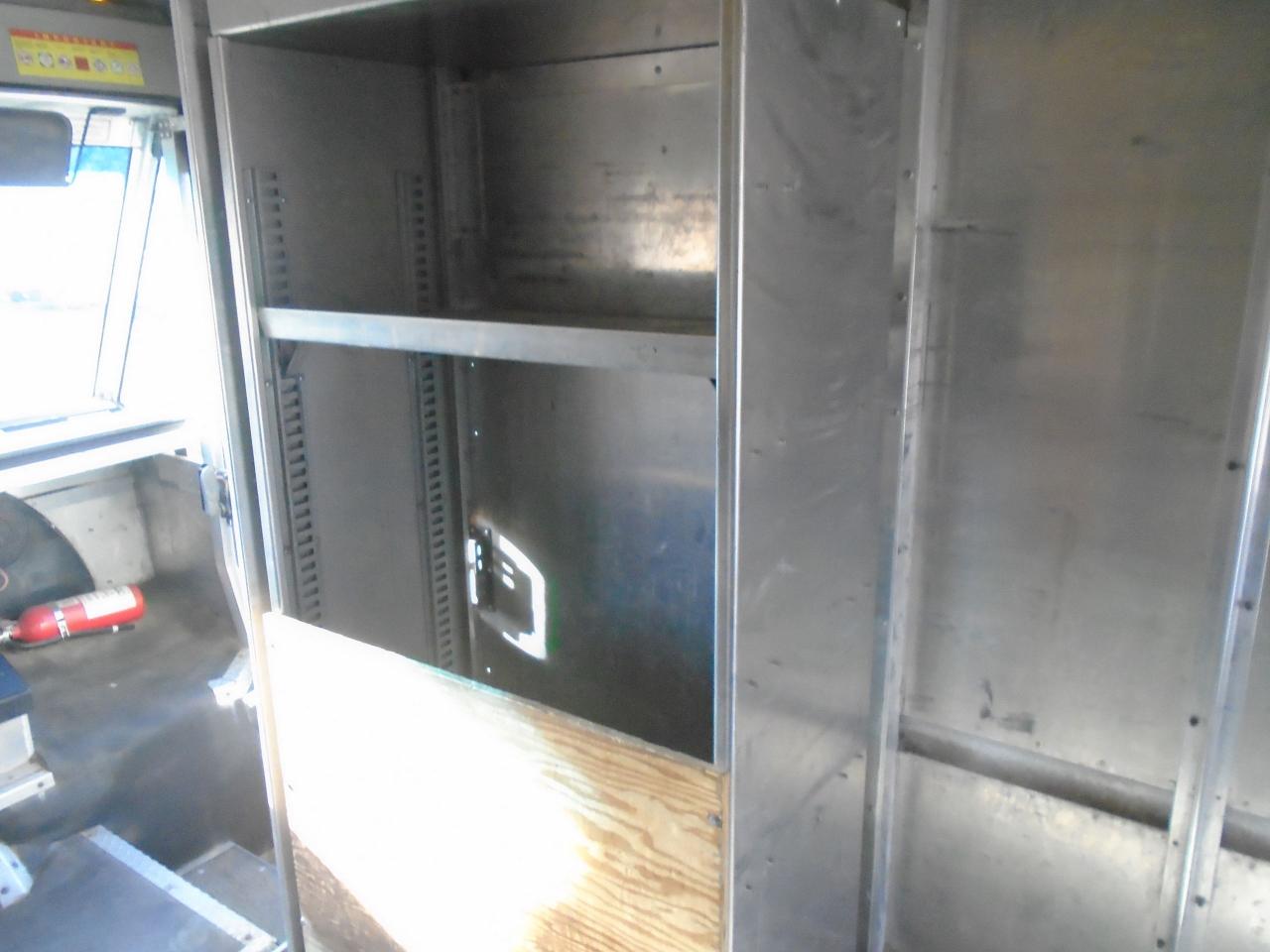 2008 Freightliner MT Stepvan - Photo #28