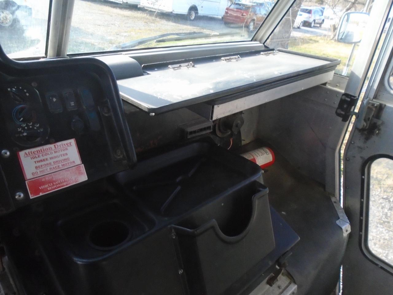 2008 Freightliner MT Stepvan - Photo #33