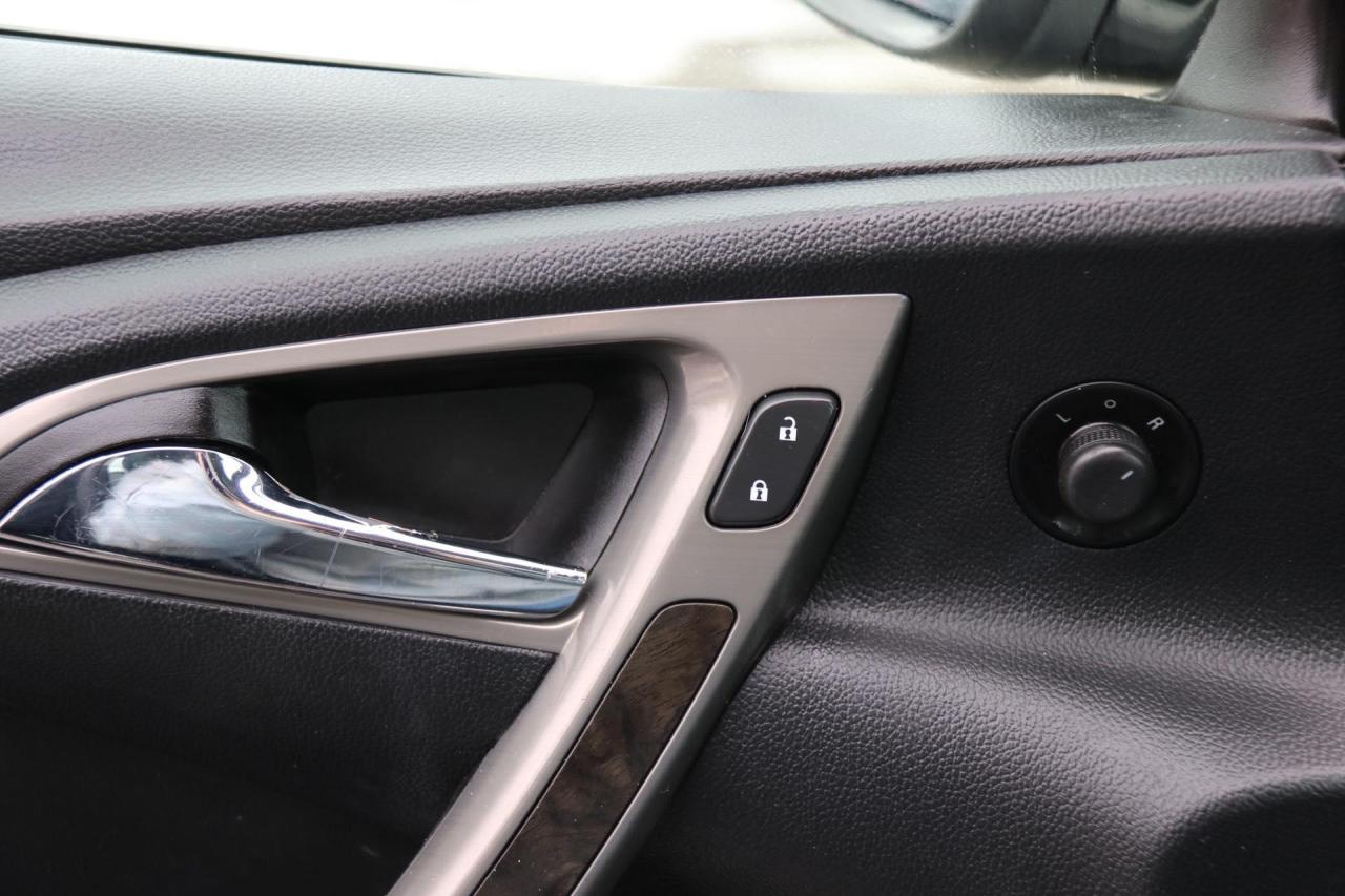 2015 Buick Verano Leather - Photo #24