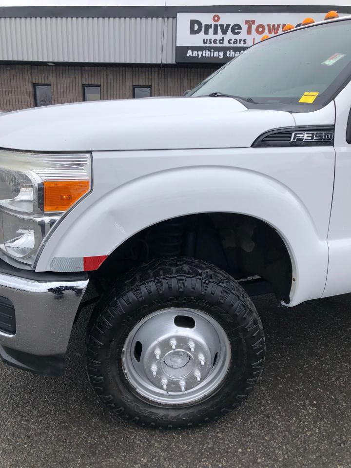 2012 Ford F-350 REG CAB DUMP TRUCK - Photo #9