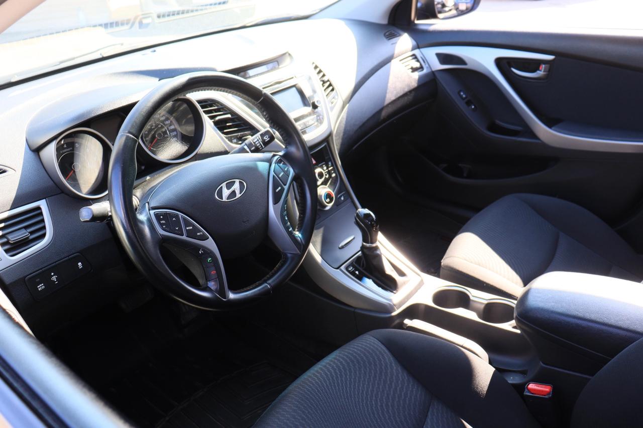 2015 Hyundai Elantra GLS | Auto | Sunroof | Cam | Alloys | Bluetooth ++ Photo23