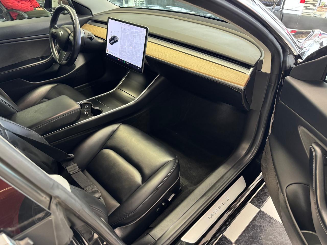2018 Tesla Model 3 Long Range+Autopilot+New Tires+Tinted+CLEAN CARFAX - Photo #17