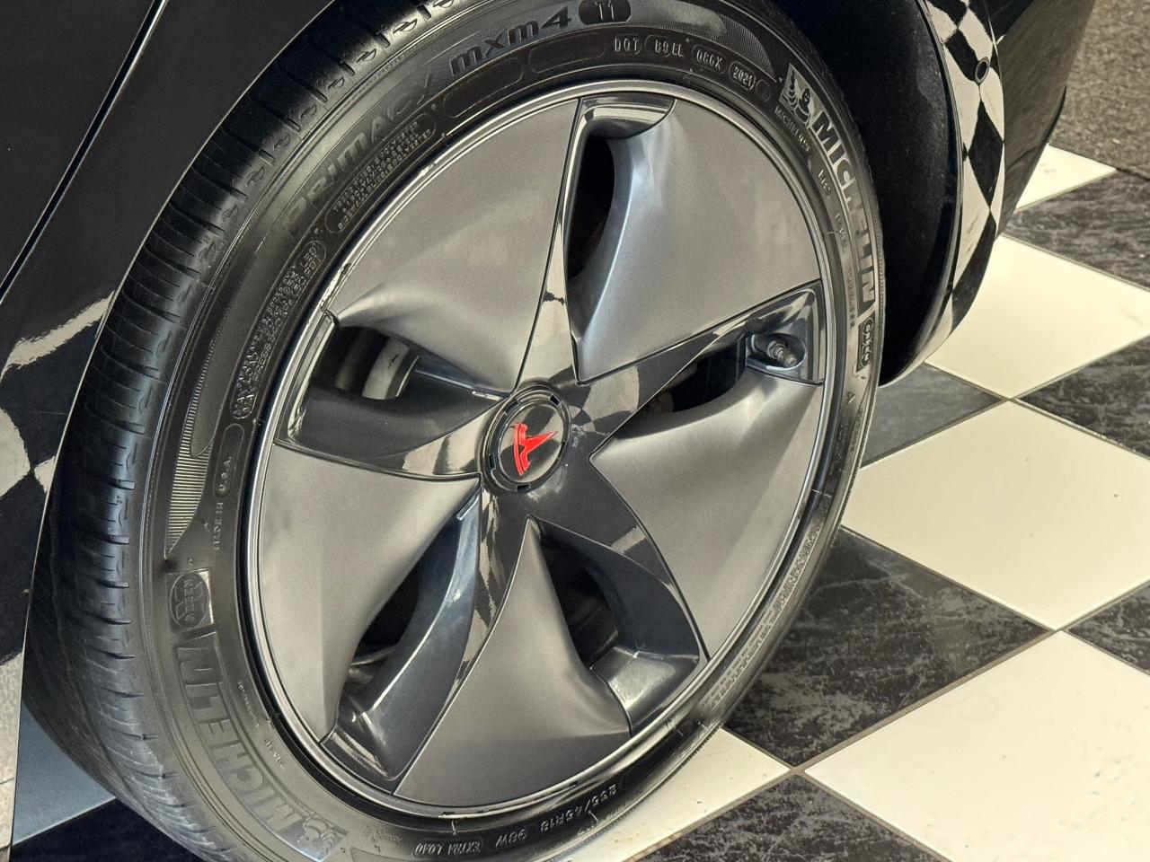 2018 Tesla Model 3 Long Range+Autopilot+New Tires+Tinted+CLEAN CARFAX - Photo #54