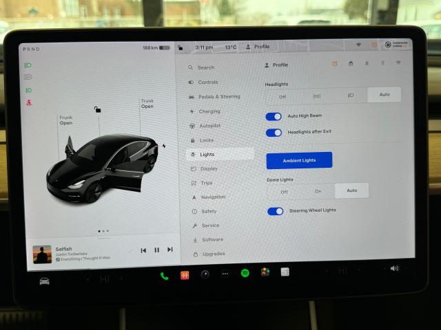 2018 Tesla Model 3 Long Range+Autopilot+New Tires+Tinted+CLEAN CARFAX Photo31