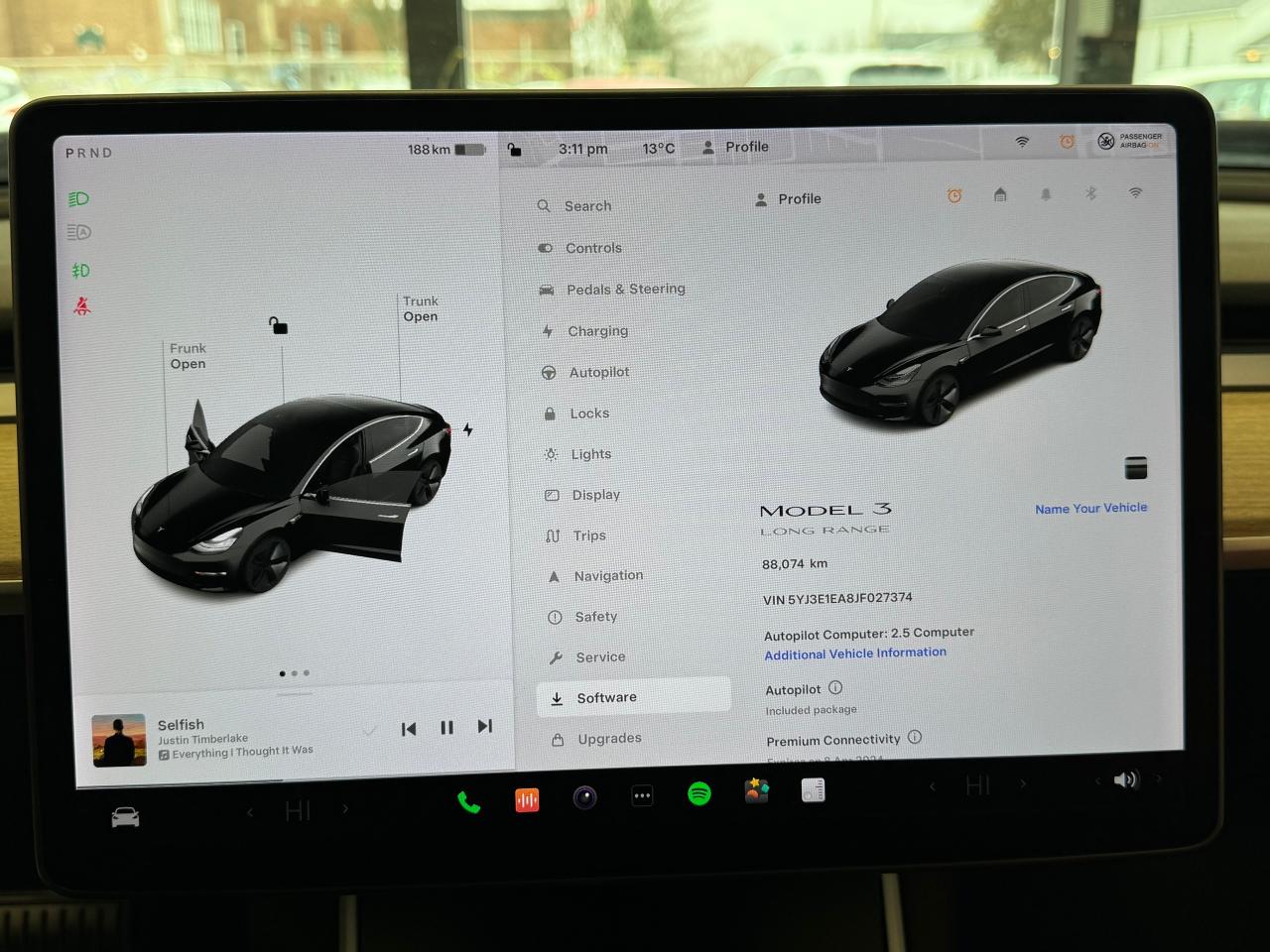 2018 Tesla Model 3 Long Range+Autopilot+New Tires+Tinted+CLEAN CARFAX Photo99