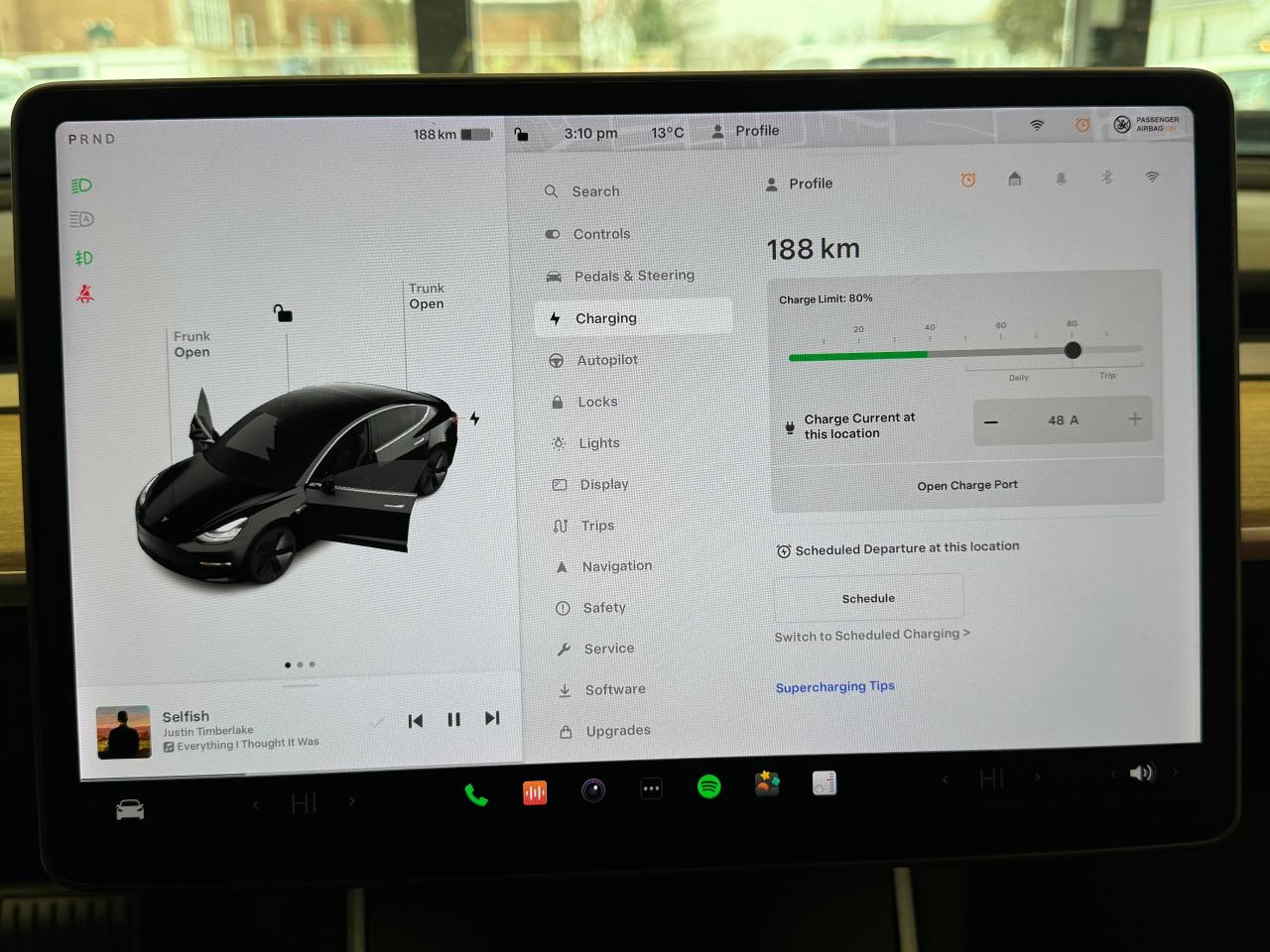 2018 Tesla Model 3 Long Range+Autopilot+New Tires+Tinted+CLEAN CARFAX Photo92