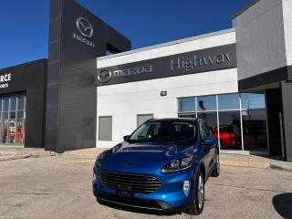 Used 2021 Ford Escape Titanium Hybrid Titanium AWD Hybrid for sale in Steinbach, MB