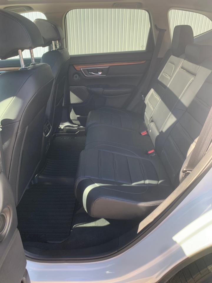 2018 Honda CR-V Touring AWD Photo