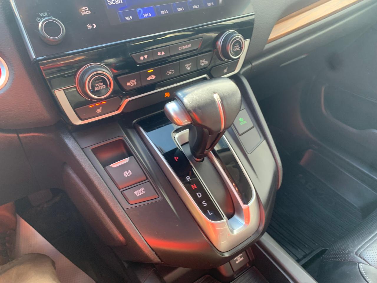 2018 Honda CR-V Touring AWD Photo