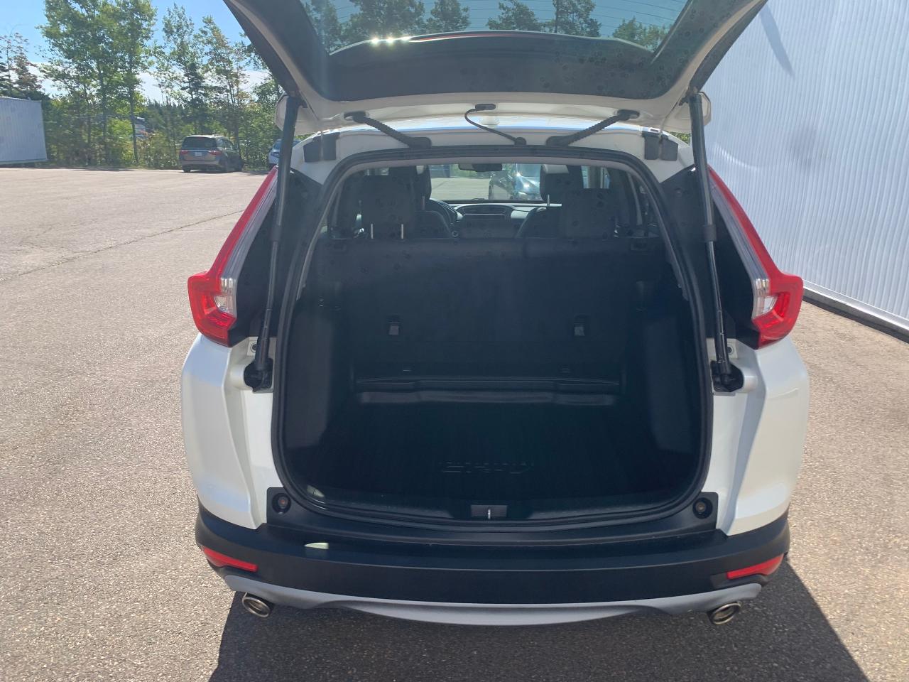 2018 Honda CR-V Touring AWD Photo