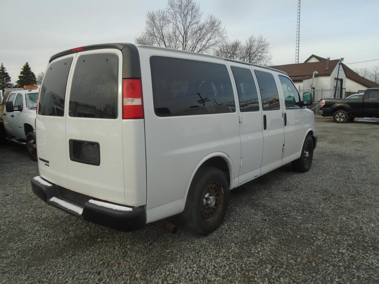 2014 Chevrolet Express Passenger 12 Passenger - Photo #1