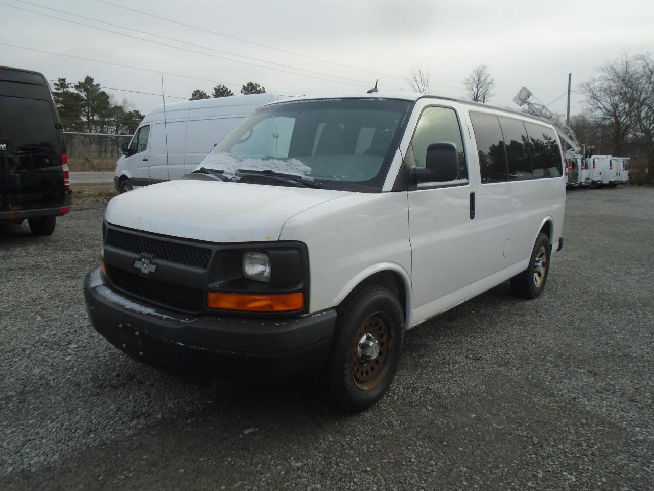 2014 Chevrolet Express Passenger 12 Passenger - Photo #3