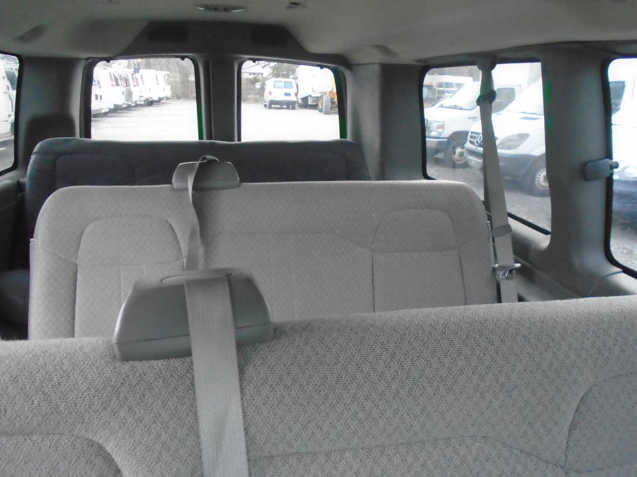 2014 Chevrolet Express Passenger 12 Passenger - Photo #18