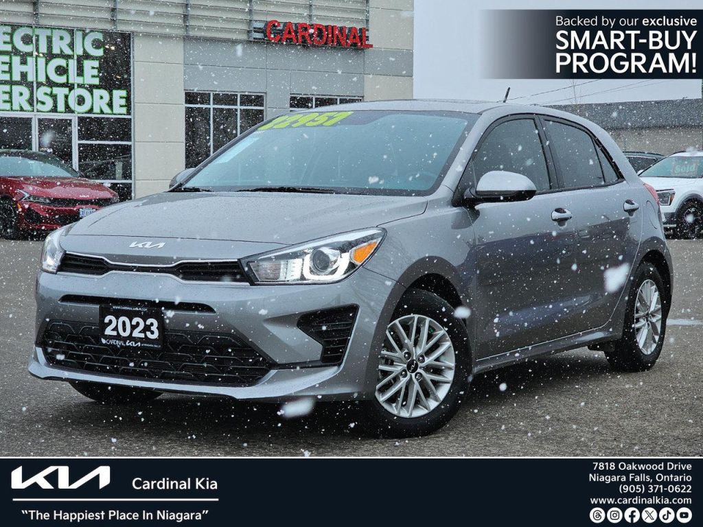 Used 2023 Kia Rio 5-Door LX Premium, Sunroof, Blind Spot Warning, Heated Se for Sale in Niagara Falls, Ontario