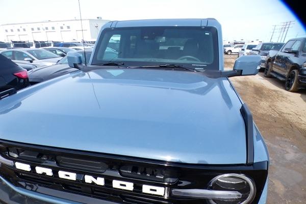 2023 Ford Bronco Outer Banks 4 Door Advanced 4x4 w/htd L, NAV, BUC - Photo #24