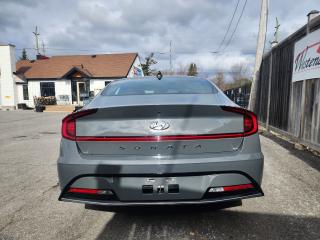 2022 Hyundai Sonata PREFERRED - Photo #4