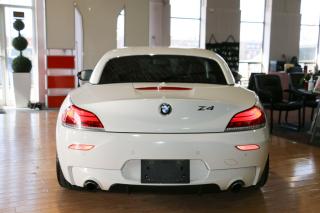 2011 BMW Z4 sDrive35is - 335HP|M PACKAGE|NAVIGATION|HEATEDSEAT - Photo #20