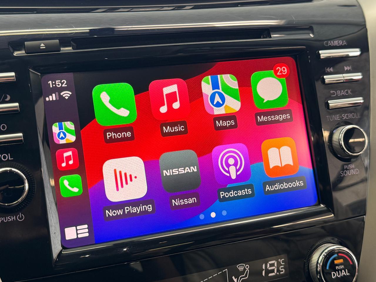 2019 Nissan Murano SL AWD+Roof+ApplePlay+Adaptive Cruise+CLEAN CARFAX Photo121