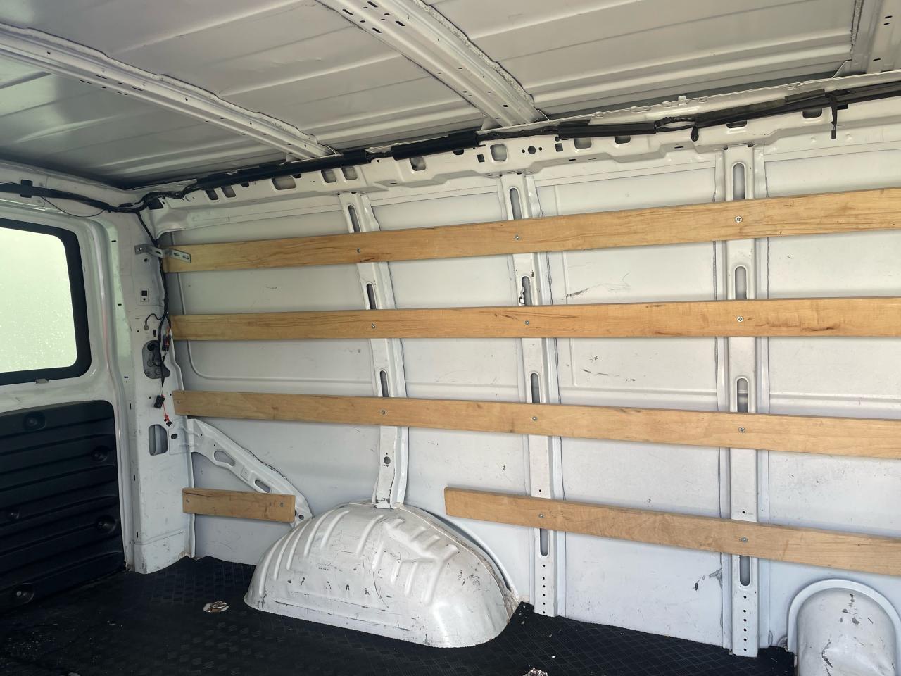 2019 GMC Savana Cargo Van Cargo - Photo #19