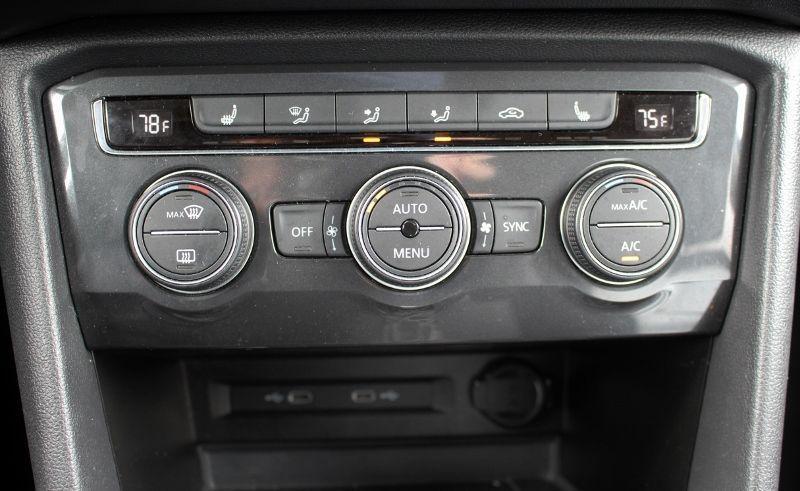 2021 Volkswagen Tiguan Comfortline*AWD*Heated Leather*CarPlay*Rear Cam - Photo #20