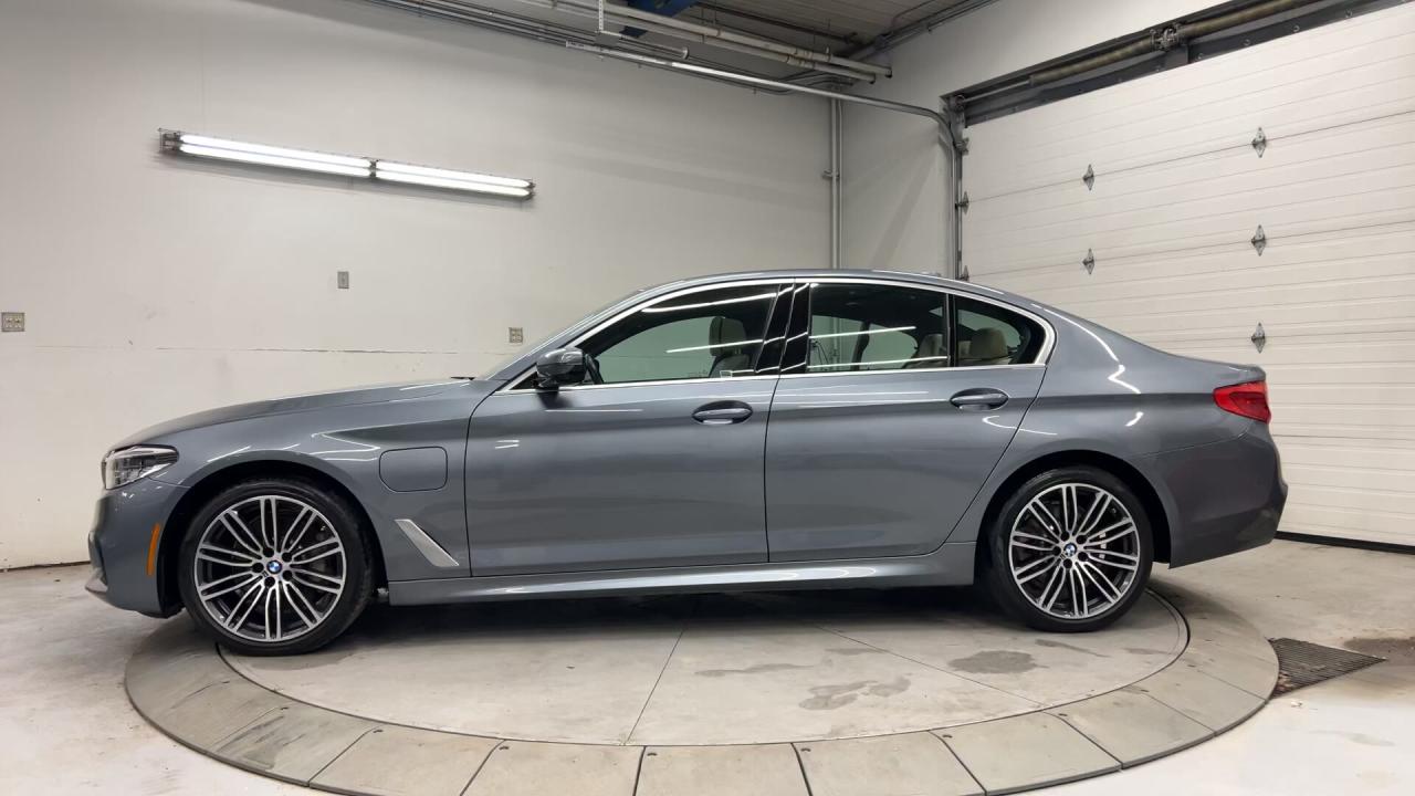 2020 BMW 5 Series 530e PLUG-IN HYBRID | SUNROOF | MASSAGE | LOADED! Photo4