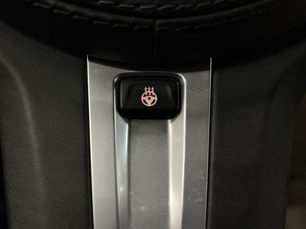 2020 BMW 5 Series 530e PLUG-IN HYBRID | SUNROOF | MASSAGE | LOADED! Photo