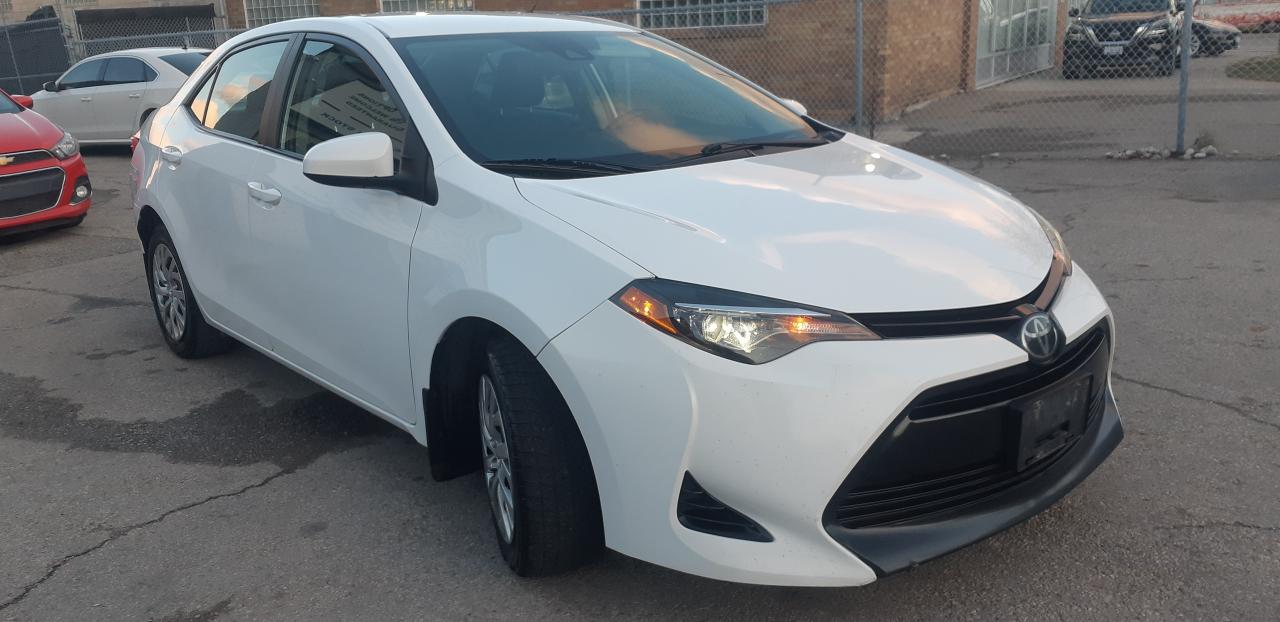 2018 Toyota Corolla LE CVT - Photo #6