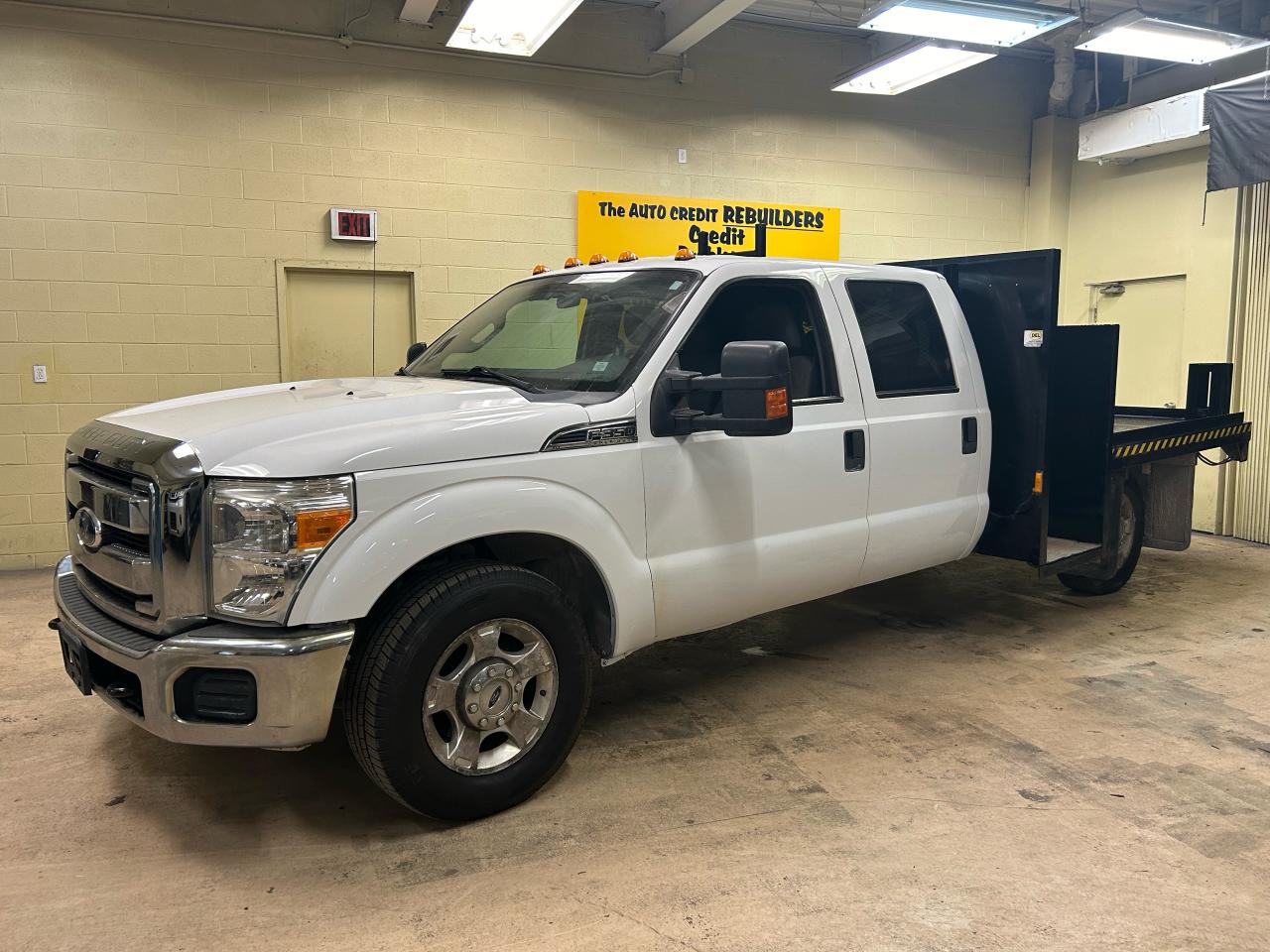 2011 Ford F-350 XLT - Photo #3