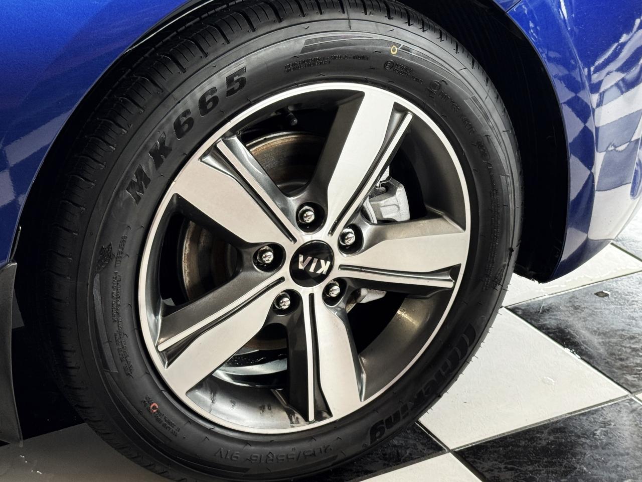 2018 Kia Forte EX+NewTires+ApplePlay+Heated Steering+CLEAN CARFAX - Photo #60