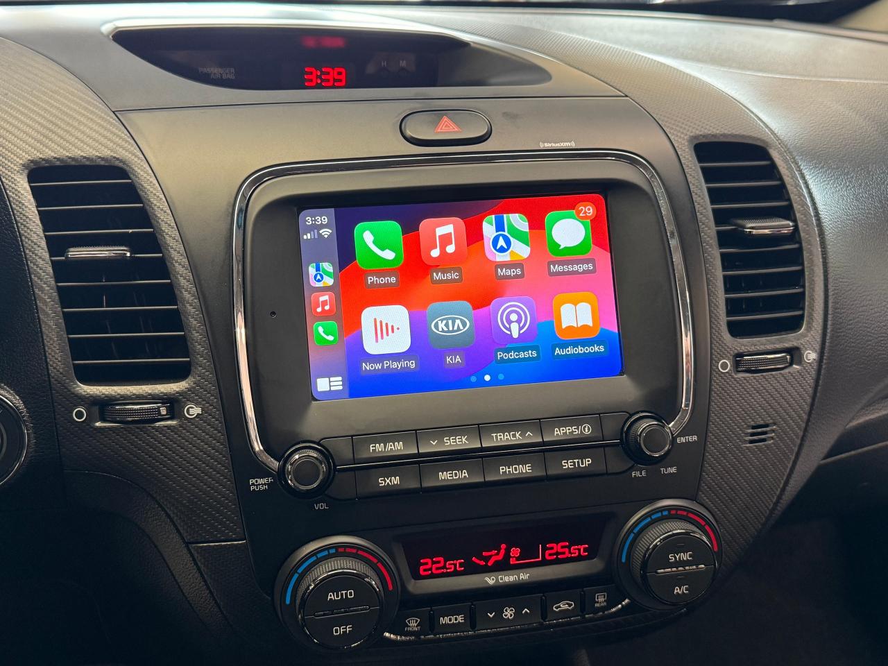 2018 Kia Forte EX+NewTires+ApplePlay+Heated Steering+CLEAN CARFAX - Photo #10