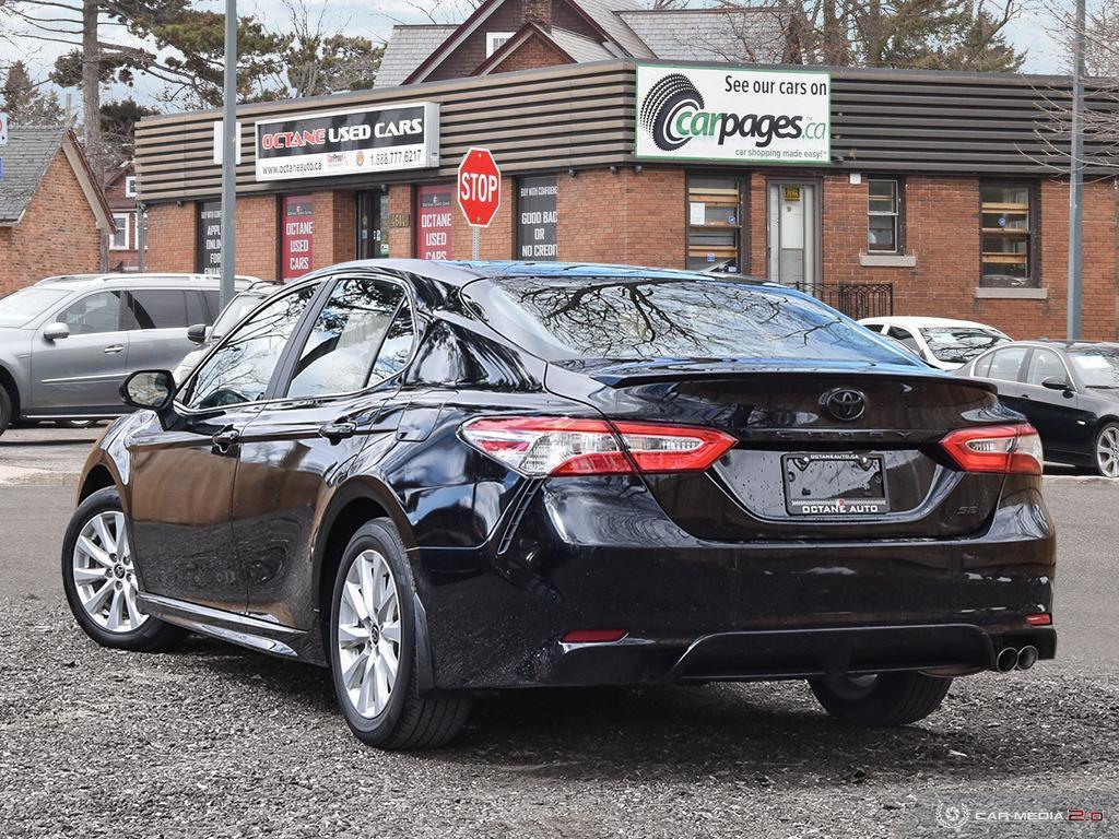 2020 Toyota Camry SE - Photo #4