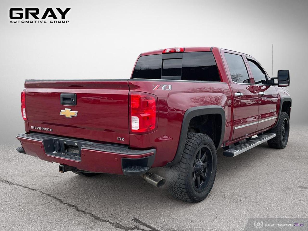 2018 Chevrolet Silverado 1500 LTZ Crew Cab/LEATHER/SUNROOF/6.2L V8 Photo4