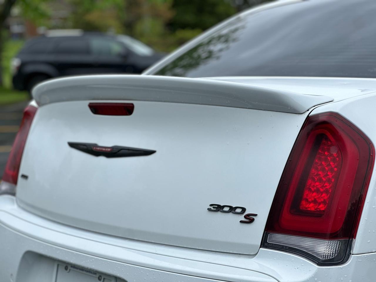 2021 Chrysler 300 S - Photo #8