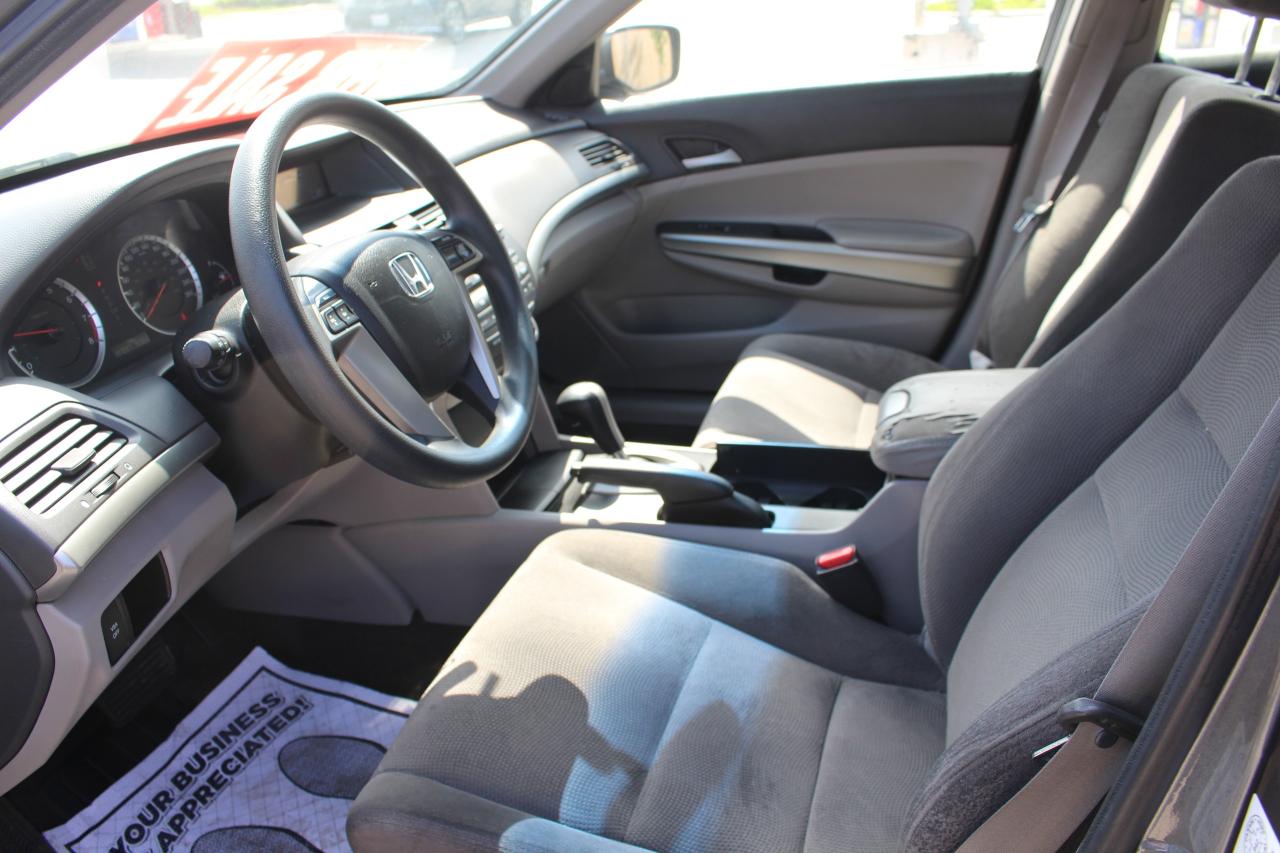 2010 Honda Accord 4dr I4 Auto EX - Photo #6