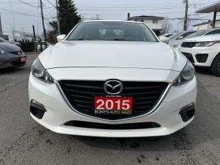 2015 Mazda MAZDA3 GS, AUTO, ACCIDENT FREE, BACKUP CAMERA, 190 KM - Photo #2