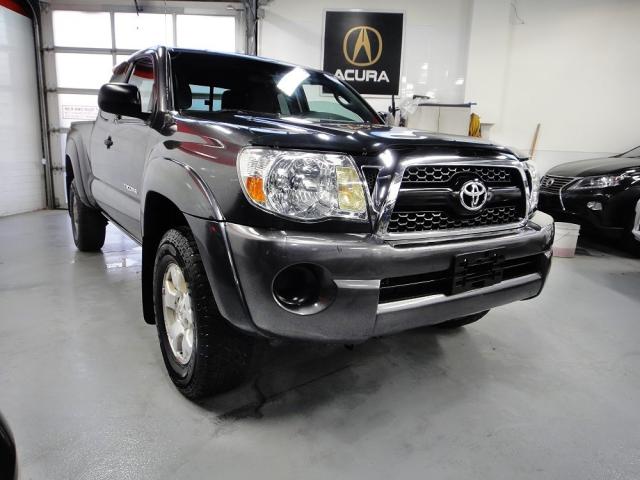 2011 Toyota Tacoma WELL MAINTAIN ,4X4,NO ACCIDENT,ACCESS CAB