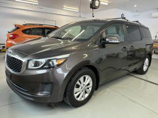 Used 2017 Kia Sedona LX $17,759 +HST & Licensing for sale in Dunnville, ON
