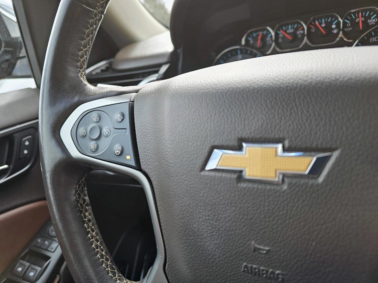 2019 Chevrolet Suburban 4WD 4dr 1500 Premier - Photo #19