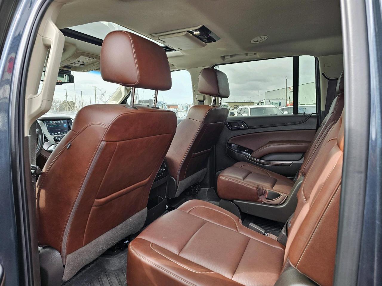 2019 Chevrolet Suburban 4WD 4dr 1500 Premier - Photo #30