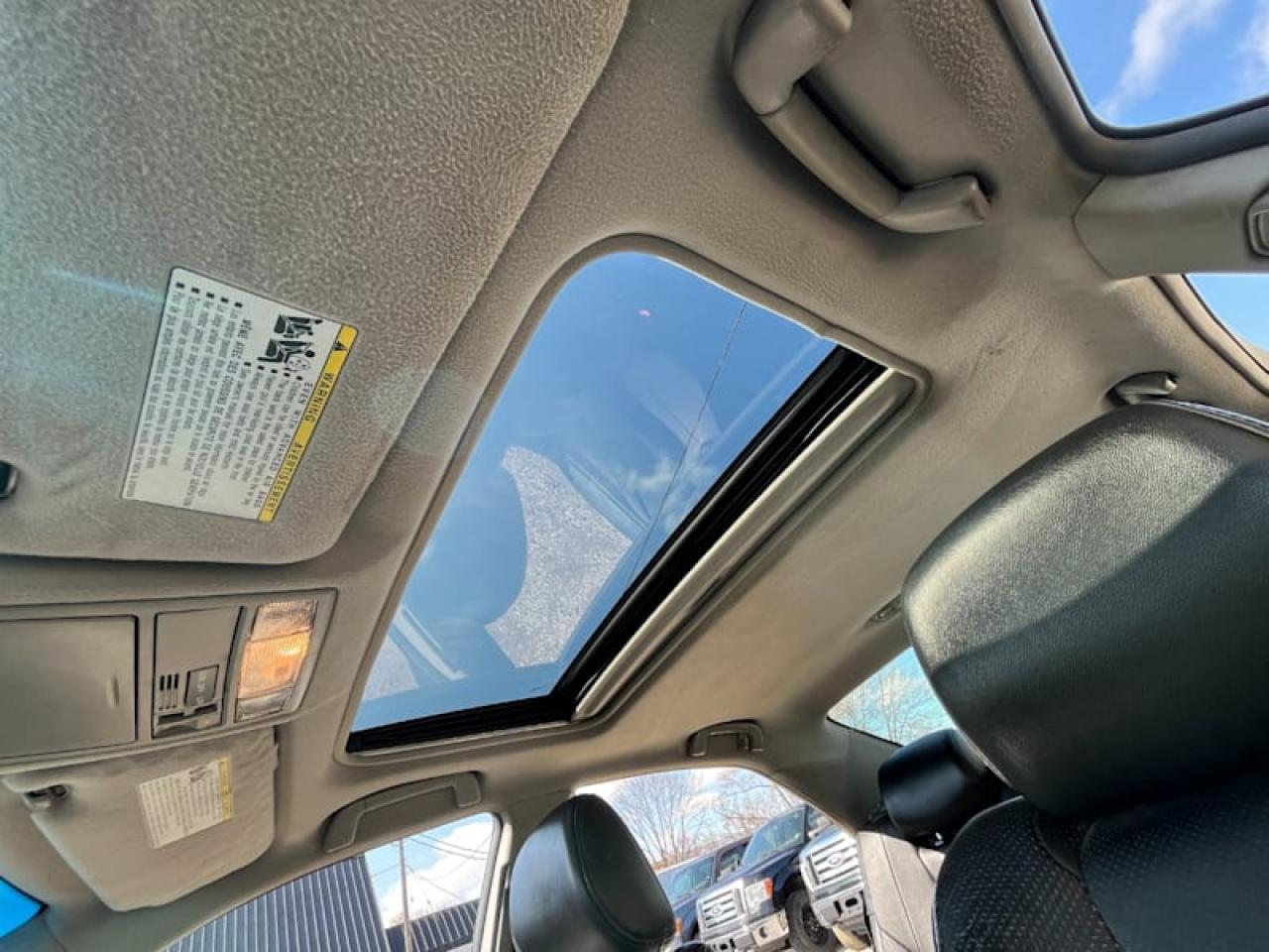 2011 Toyota Camry 4dr Sdn I4 Auto SE with Safety and Warranty, Financing available Photo