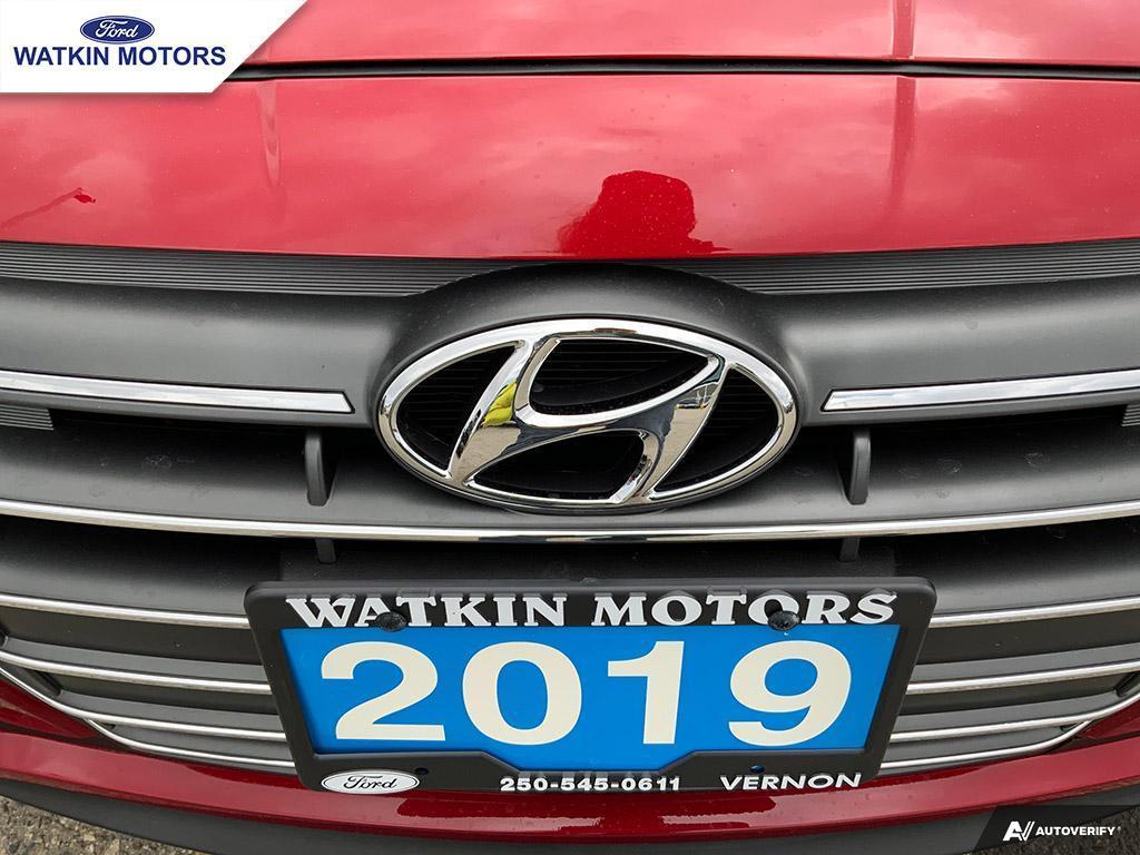 2019 Hyundai Elantra Luxury Photo28