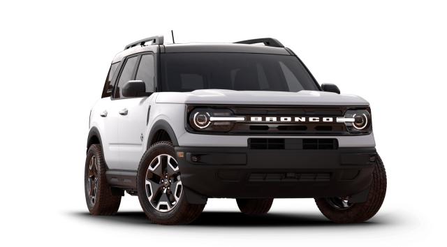 2024 Ford Bronco Sport Outer Banks Photo2