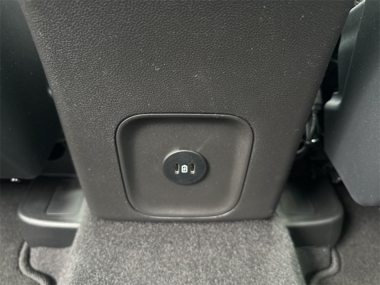 2024 Ford Escape ST-Line Select  - Sunroof - Navigation Photo5