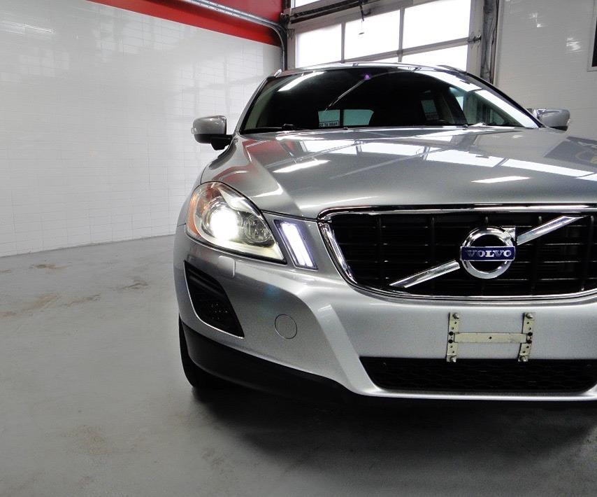 2013 Volvo XC60 DEALER MAINTAIN,NO ACCIDENT ,PANO ROOF,LEVEL III - Photo #35