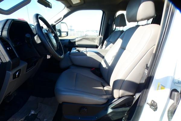 2021 Ford F-350 XL 8' Deck 4WD Crew Cab  w/vinyl seats, BUC - Photo #10